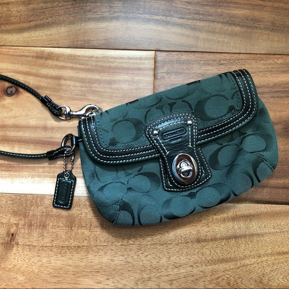 Coach Wristlet Green